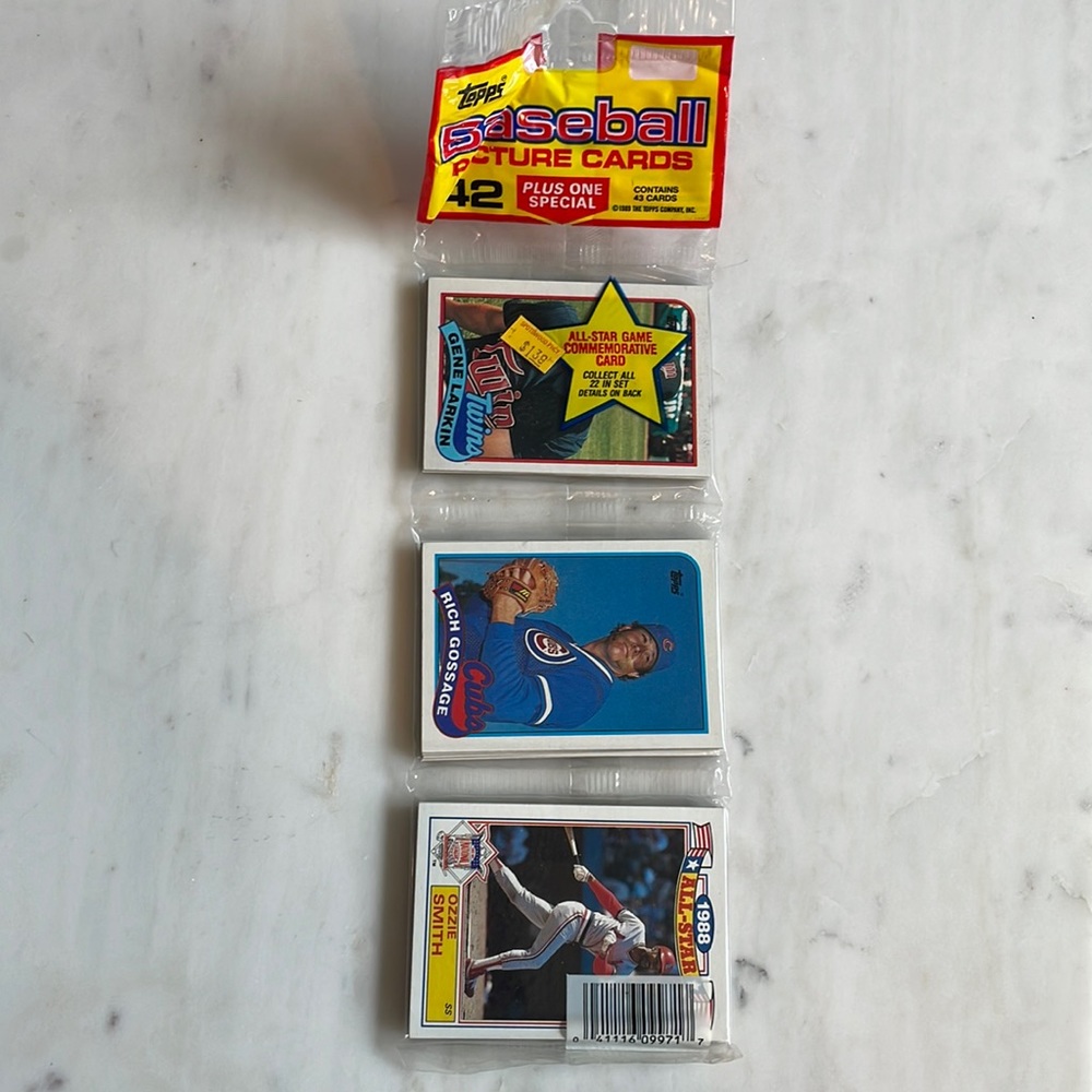 Unopened Topps 1989 Baseball Cards